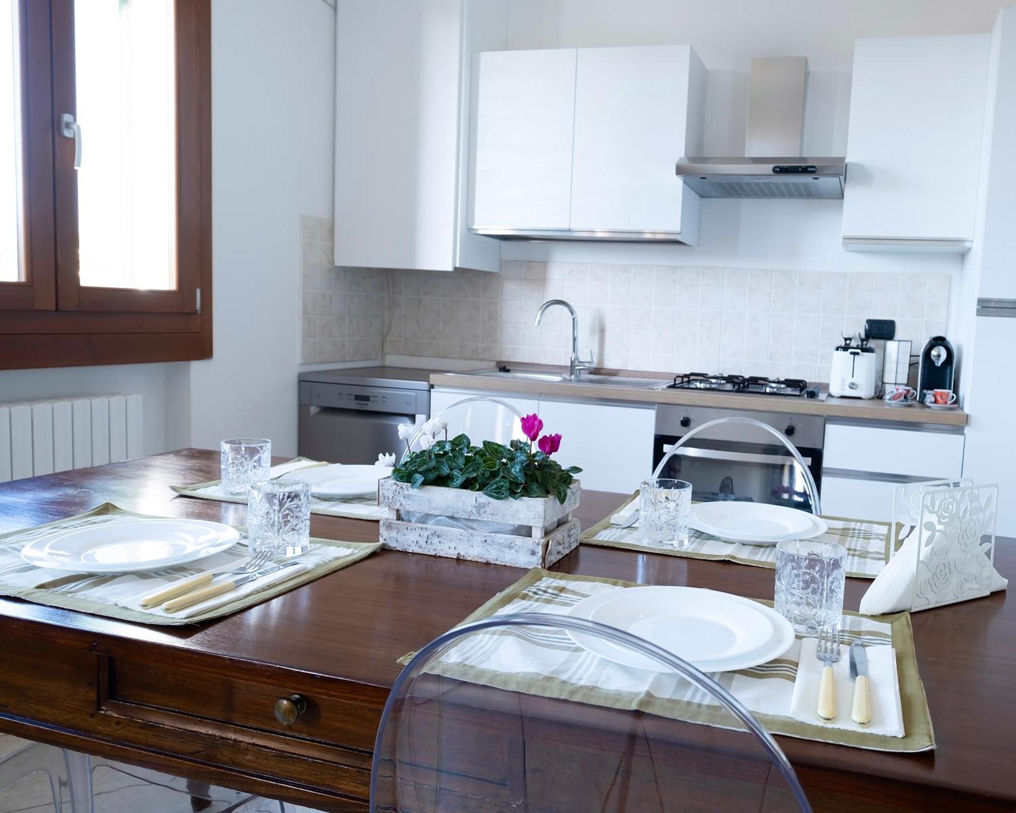 מונטניאנה Dimore Al Borgo מראה חיצוני תמונה